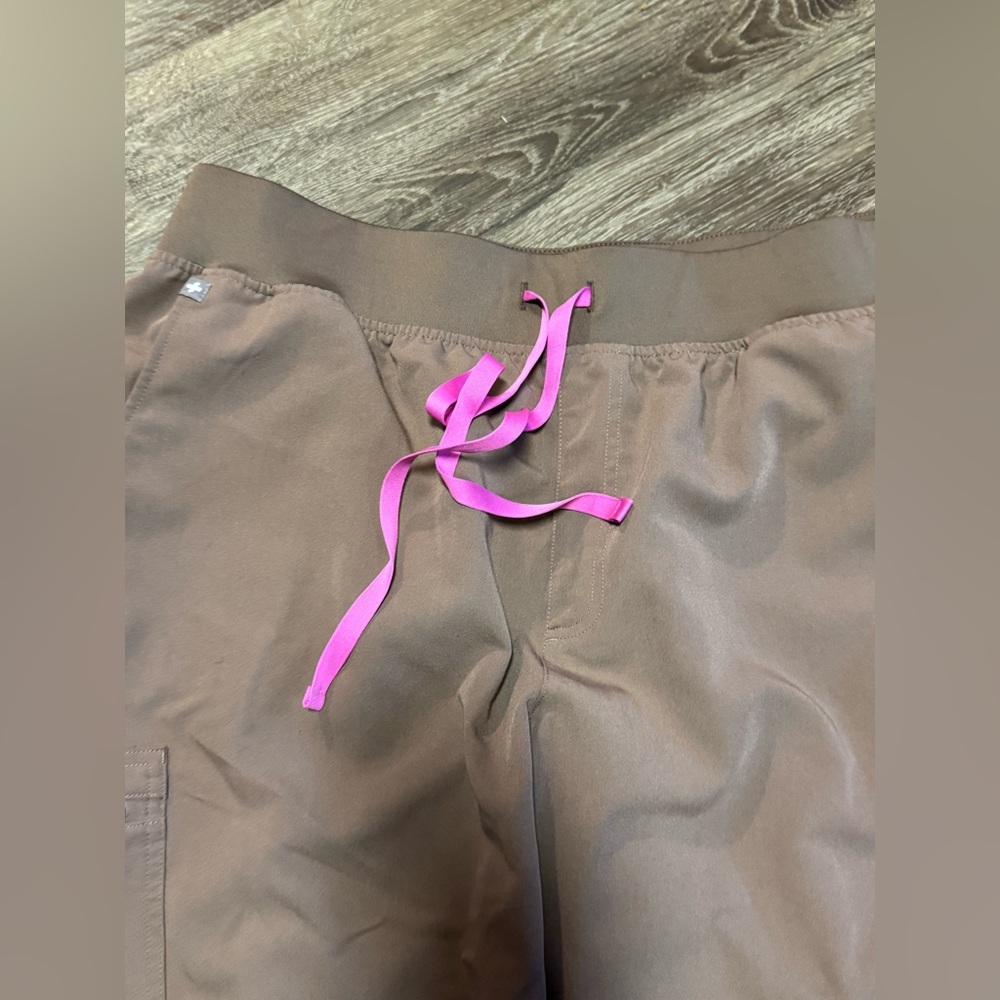 Figs Smokey Taupe Zamora Joggers - Picture 3 of 6